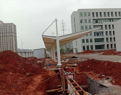 祝贺芜湖市技师学院膜结构车棚一期顺利竣工