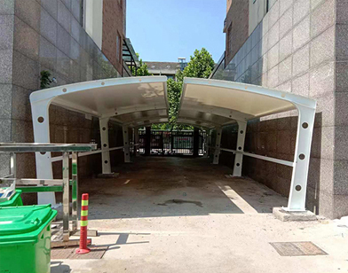 祝贺南京碧云山庄等几个小区充电桩雨棚竣工验收