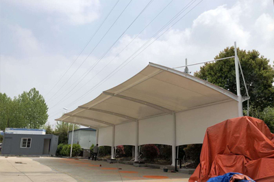 武沪高速石涧服务区和仓头服务区4处汽车充电桩雨棚顺利竣工