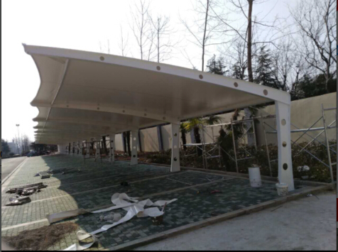 祝贺徐州笨鸟建筑节能材料公司车棚竣工